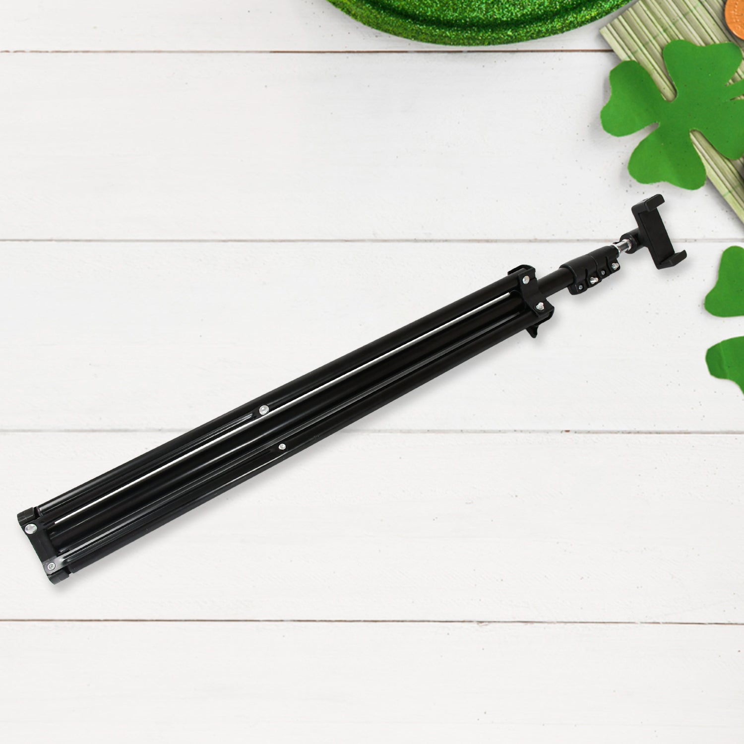 Professional Tripod for DSLR Photography (Max Height 178cm, Multi-Head, Folding) Professional Tripod for DSLR Photography (Max Height 178cm, Multi-Head, Folding)